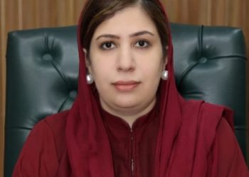 لیہ کی پہلی خاتون ڈپٹی کمشنر امیرہ بیدار ، چارج سنبھال لیا