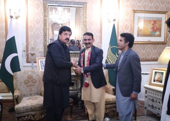 مسلم لیگی رہنما چوہدری سعید احمد گجر المعروف پپی گجر کی گورنر پنجاب سے ملاقات ، پیپلز پارٹی میں شا مل