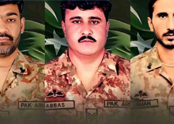 سکیورٹی فورسز کے خیبرپختونخوا میں 3 مختلف آپریشنز، 19 خوارج ہلاک، تین جوان شہید