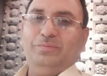 دنیا کے پاس پوری زمین کو تباہ کرنے سے بھی زیادہ ایٹم بم کیوں؟     جاوید شیخ، لیہ