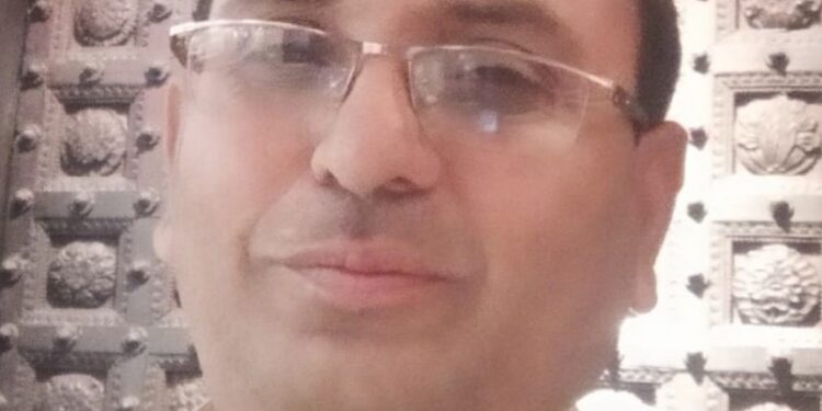 دنیا کے پاس پوری زمین کو تباہ کرنے سے بھی زیادہ ایٹم بم کیوں؟     جاوید شیخ، لیہ