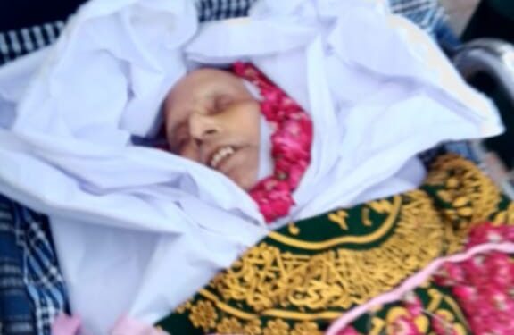 بہاولپور۔ ریٹائرڈ جسٹس میاں اللہ نواز کی نماز جنازہ ادا کر دی گئی ، سیاسی ، سماجی اور وکلا سمیت شہریوں کی کثیر تعداد میں شرکت