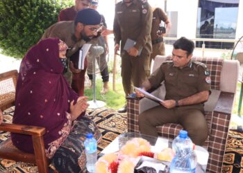 شہریوں کو ان کی دہلیز پر انصاف کی فراہمی کےلئے ڈی پی او لیہ محمد علی وسیم کا 12 مختلف مقامات پر کھلی کچہریوں کا انعقاد