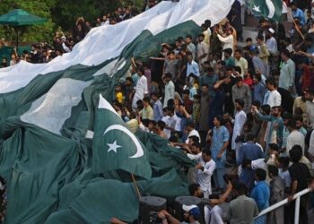 وزیراعلیٰ مریم نواز شریف کی ہدایت پر پنجاب بھر میں جشن آزادی کی سرگرمیاں تیز ہوگئیں۔