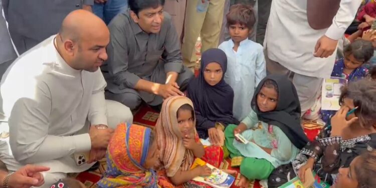 ملتان . ریاست اپنی ذمہ داری نبھاتے ہوئے متاثرین سیلاب کی مکمل کفالت اور ان کے نقصانات کا ازالہ کرے گی۔ صوبائی وزیر رانا سکندر حیات