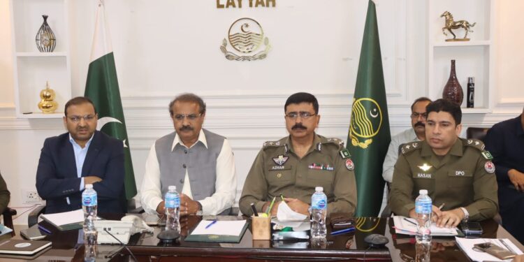 محرم الحرام کے  حوالے سے ریجنل پولیس آفیسر ڈیرہ غازی خان محمد اظہر اکرم اورکمشنر اشفاق احمد چوہدری کا دورہ لیہ