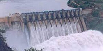 دریائے سندھ میں کالاباغ اور چشمہ کے مقام پر نچلے درجے کا سیلاب