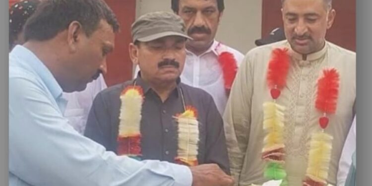 آزاد کشمیر مہاجر نشستوں پر الیکشن ۔لیہ پو لنگ سٹیشن پر پی پی پی  کی 100فی صد کامیابی